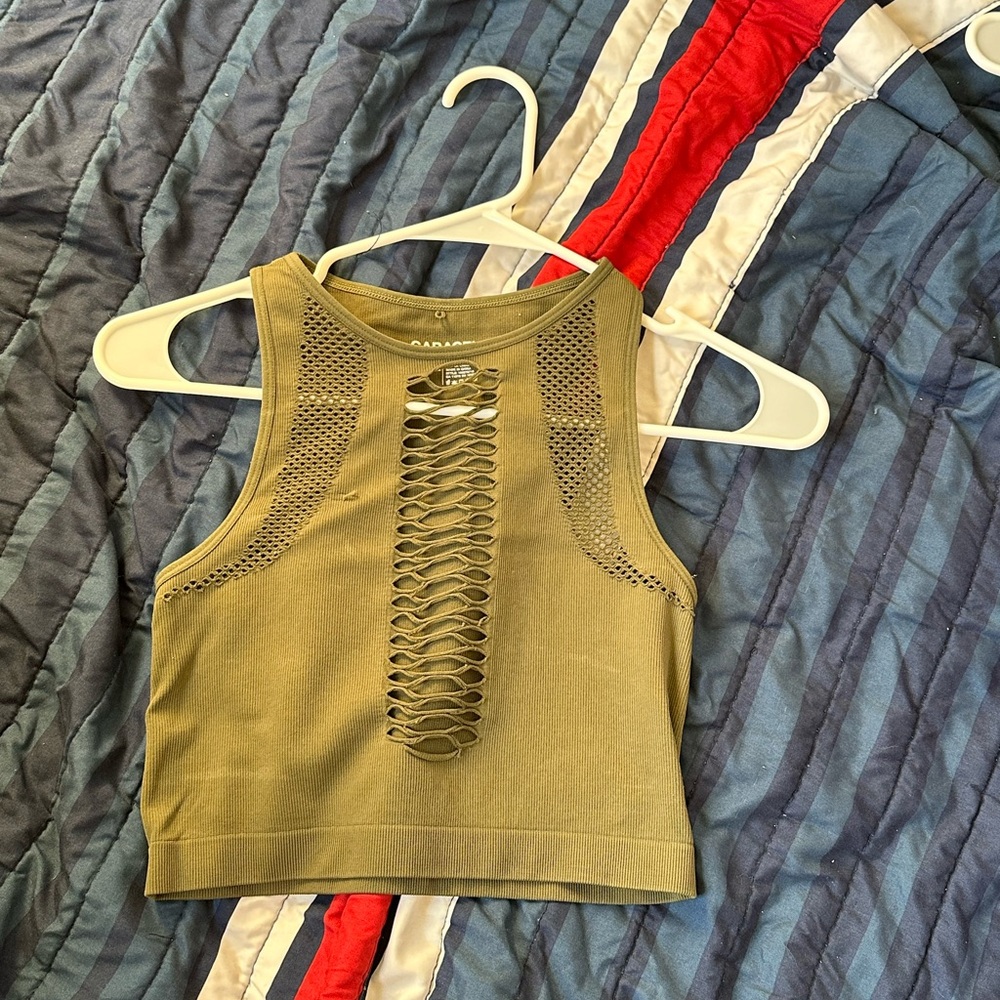 Alternative top